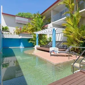 Macrossan House Boutique Aparthotel Port Douglas